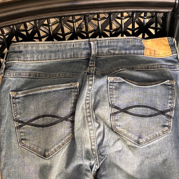 Perfect fit straight leg jeans - Picture 3 of 3